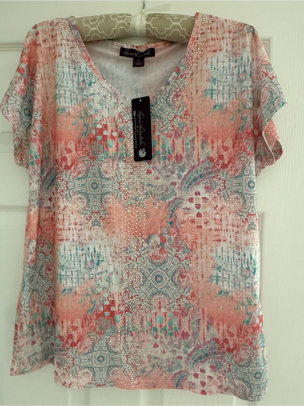 Gloria Vanderbilt Coral and Teal Short Sleeve V-Neck Top with Rhinestones